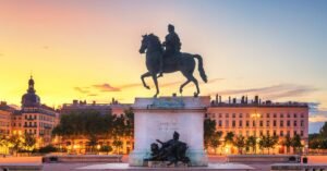 Is Healthcare Free in France for Tourists from the USA